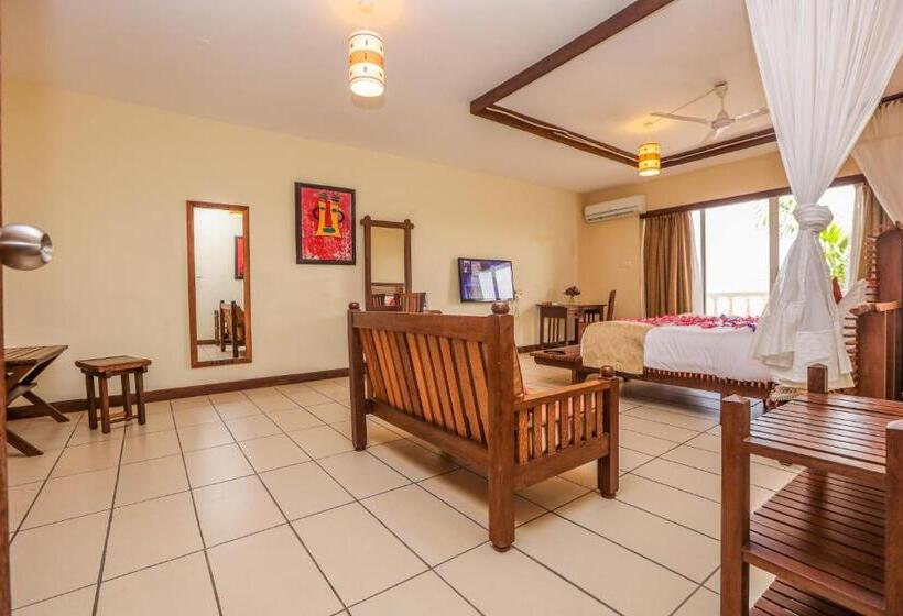 سوییت سوپریور, Cityblue Creekside Hotel & Suites