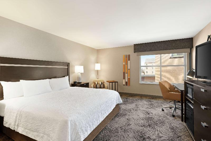 חדר סטנדרט מותאם לאדם עם מוגבלויות, Hampton Inn Portland Downtownwaterfront