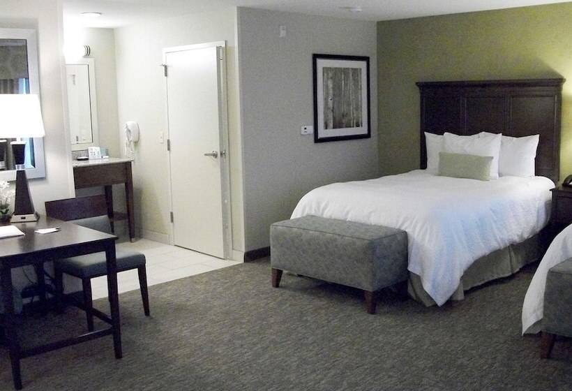 إستوديو قياسى, Hampton Inn & Suites Manteca