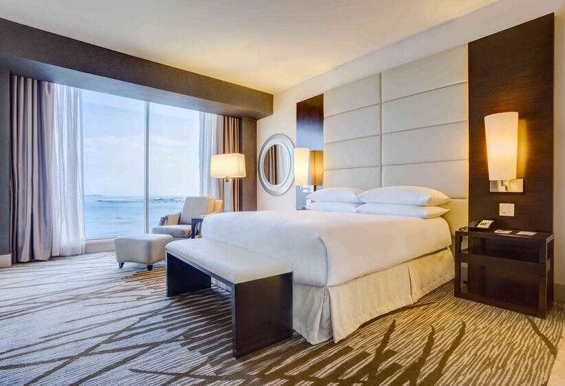 Номер Стандарт, Hilton Panama