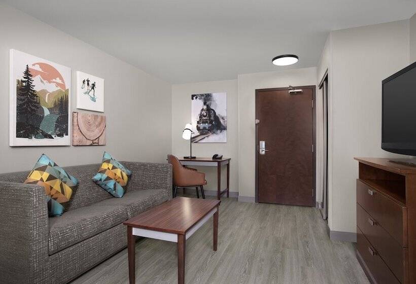 جناح مزوَّد بشرفة, Holiday Inn & Suites Durango Downtown, An Ihg