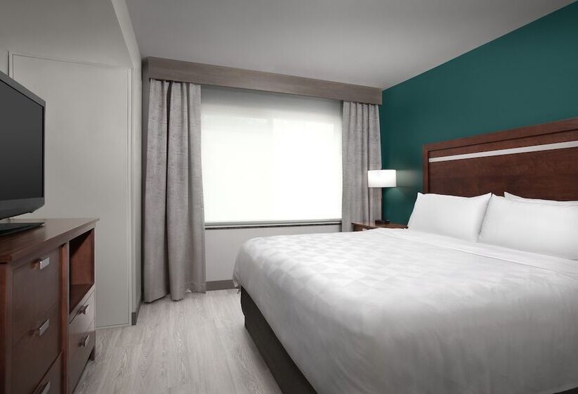 جناح مزوَّد بشرفة, Holiday Inn & Suites Durango Downtown, An Ihg