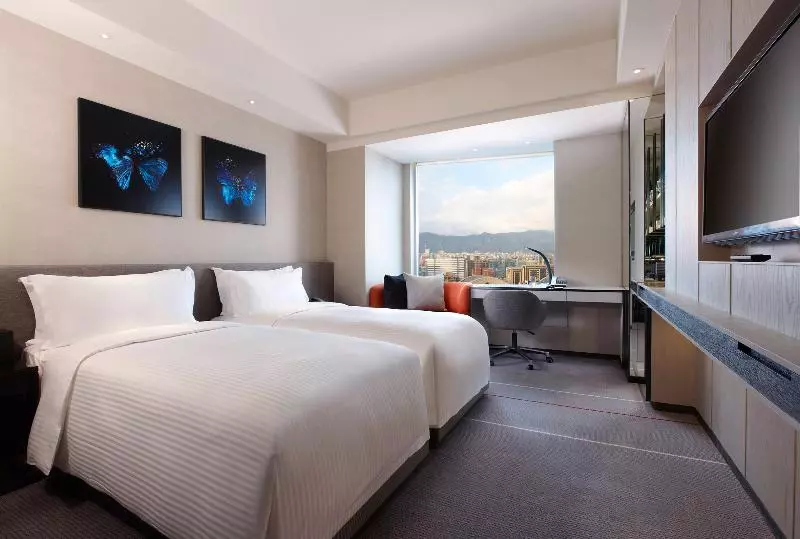 اتاق لوکس با تخت بزرگ, Humble House Hotel Taipei, Curio Collection By Hilton