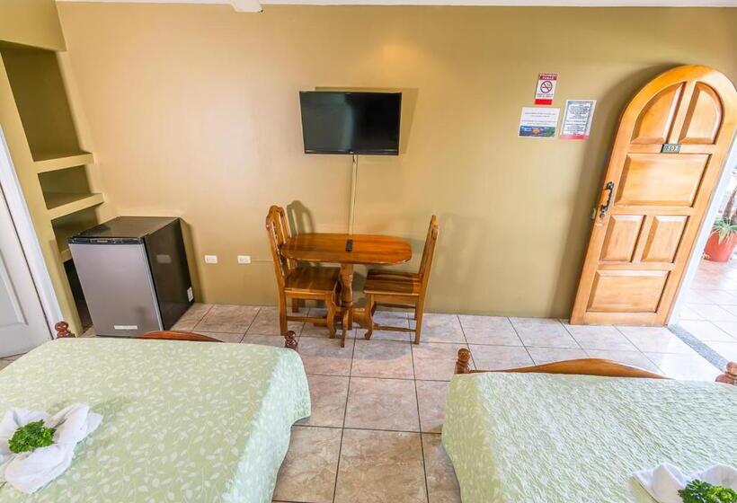 חדר סטנדרט לארבעה, Le Priss