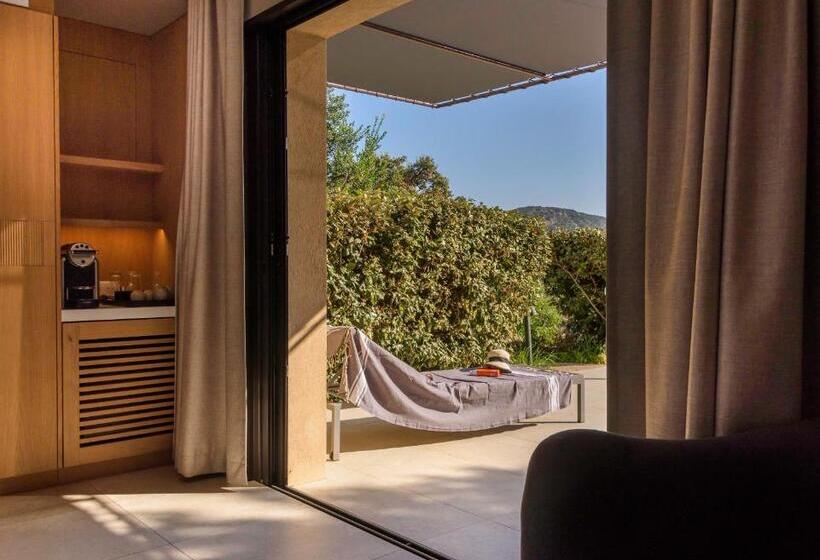 اتاق لوکس با چشمانداز دریا, Les Bergeries De Palombaggia