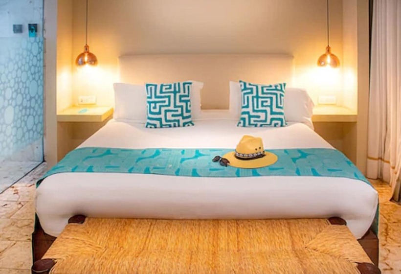 חדר סטנדרט, The Palm