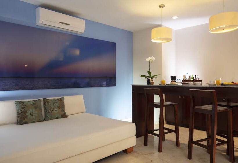 חדר סטנדרט, The Palm