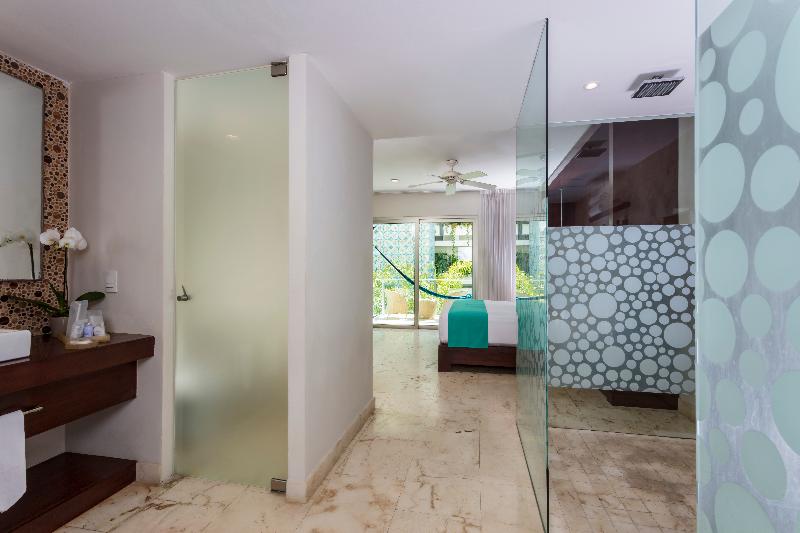 חדר סטנדרט, The Palm