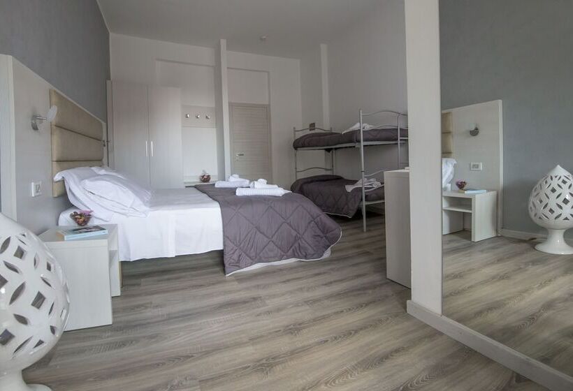 ファミリールーム, Zanarini In Centro A Riccione