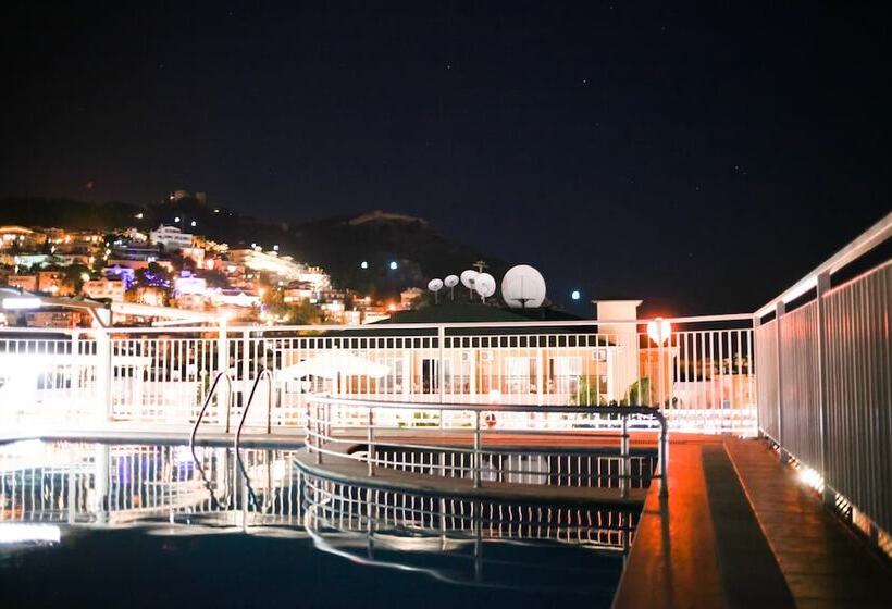 דירת חדר, Kleopatra Aytur Apart