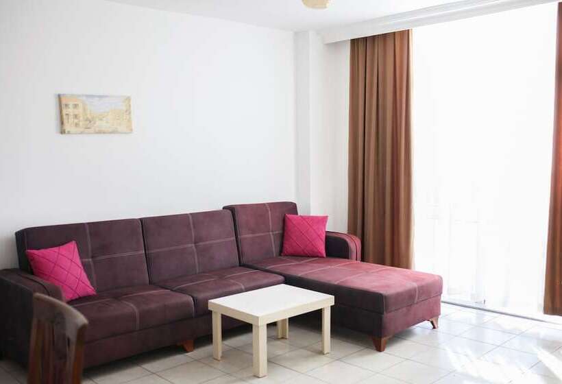 דירת חדר, Kleopatra Aytur Apart