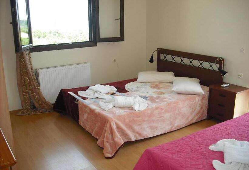 Вилла 4 Спальни, Zante View Studios & Villas