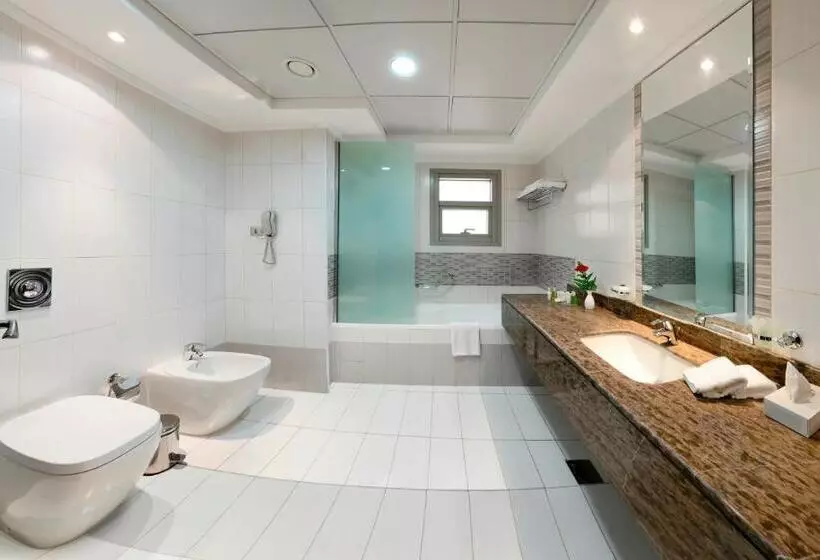 ２ベッドルームデラックスアパートメント, Al Majaz Premiere Hotel Apartments