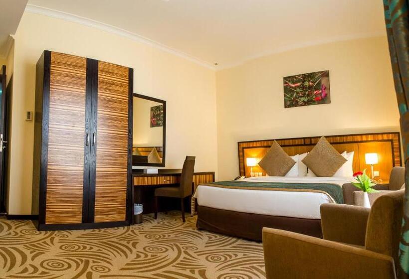 Апартаменты Deluxe 2 Спальни, Al Majaz Premiere Hotel Apartments