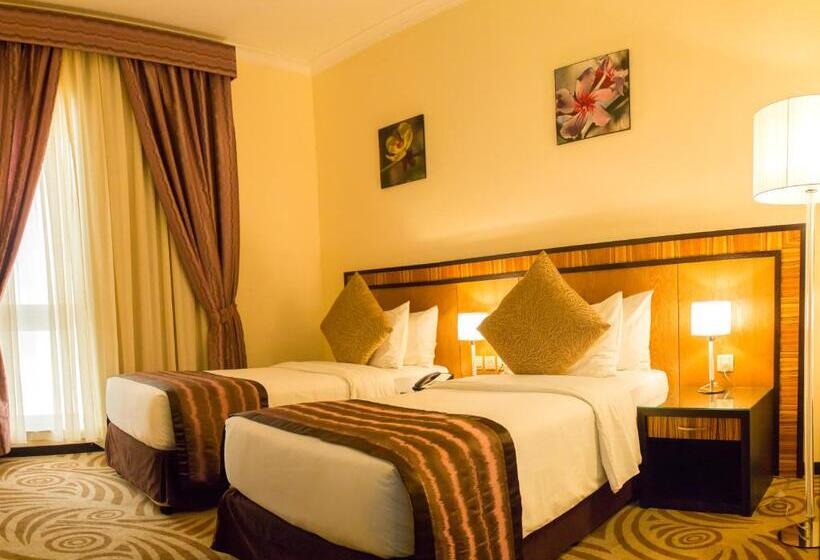 2 Bedrooms Apartment City View, Al Majaz Premiere Hotel Apartments