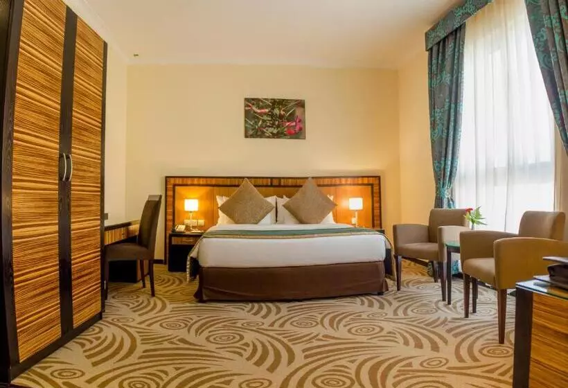 2 Bedrooms Apartment City View, Al Majaz Premiere Hotel Apartments
