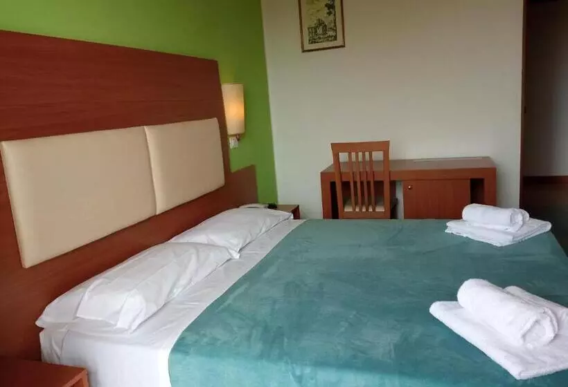 اتاق استاندارد, Helios Beach