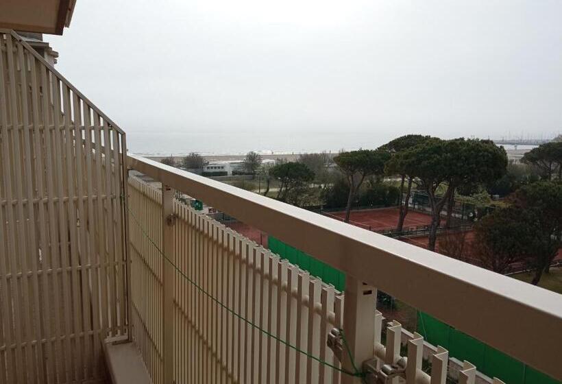 스탠다드 4인용 룸 바다전망, Helios Beach