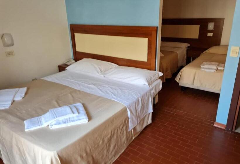 패밀리 룸, Helios Beach