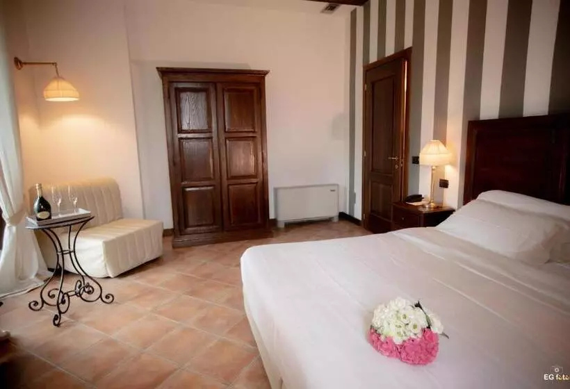 スーペリアールーム, Al Castello Resort