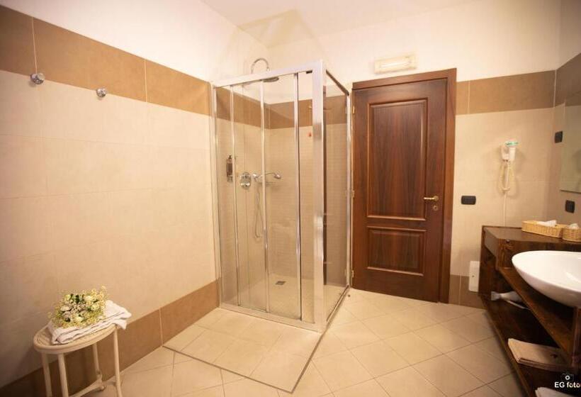 Четырехместный Номер Стандарт, Al Castello Resort