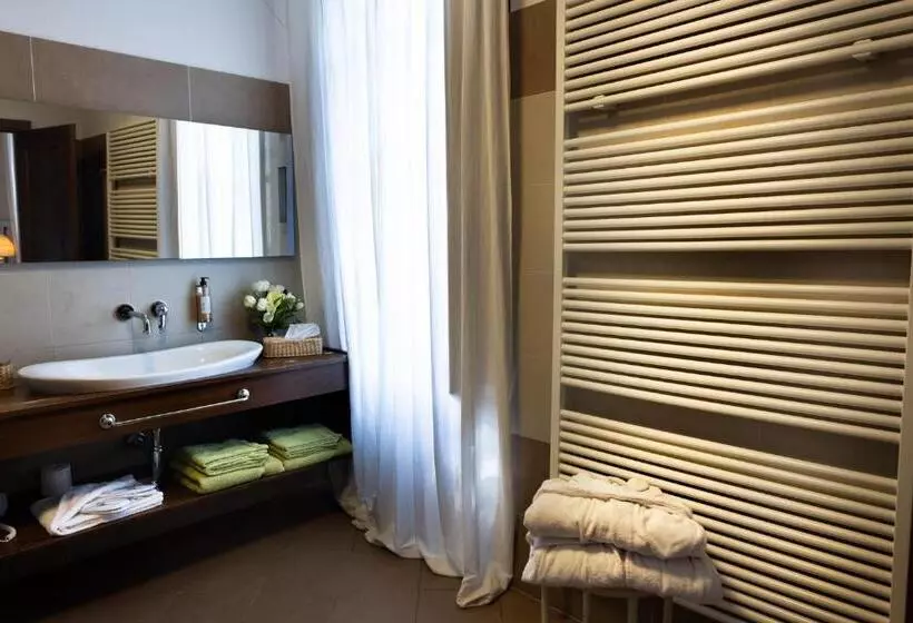 デラックスルーム, Al Castello Resort