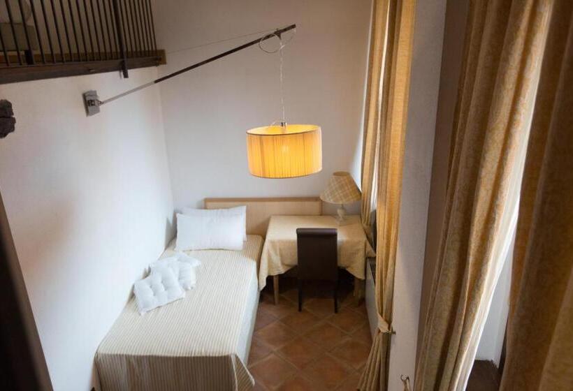 Номер Deluxe, Al Castello Resort