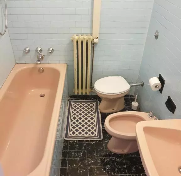 スタンダード４人部屋, Albergo Trieste
