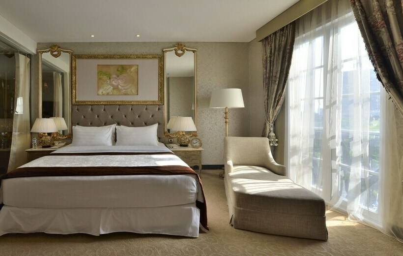 行政房间, Amaroossa Royal Bogor