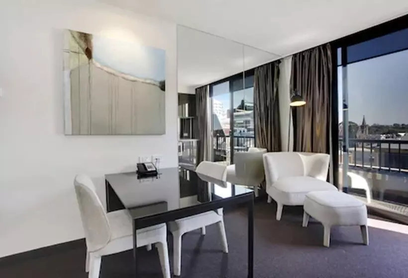 エクゼクティブワンルーム, Corporate Living Accommodation Hawthorn