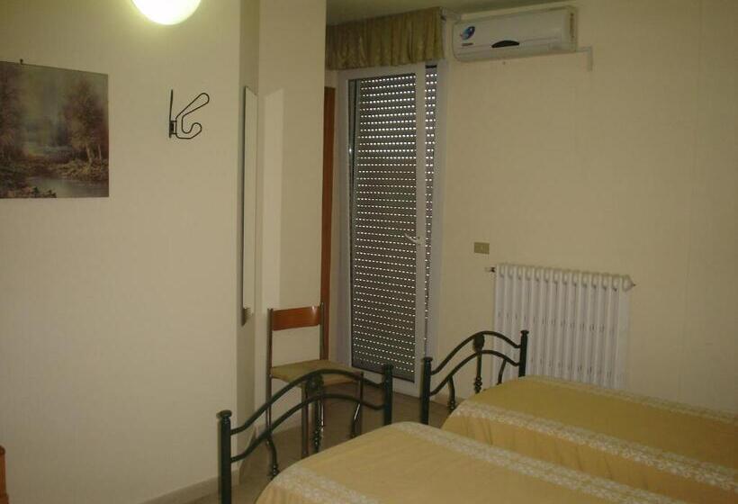 חדר סטנדרט, Esperia