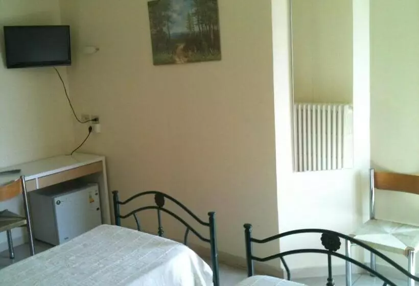 Habitació Quàdruple Estàndard, Esperia