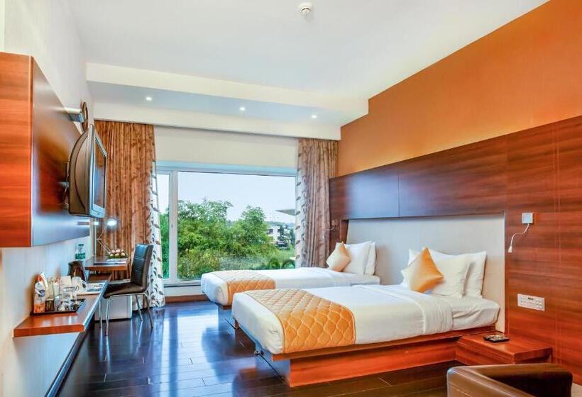 デラックスルーム, Flora Airport Hotel And Convention Centre Kochi