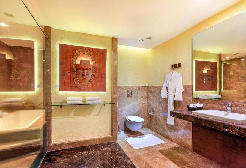 スイート, Flora Airport Hotel And Convention Centre Kochi