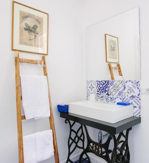 带2个卧室带海景的公寓, Giuggiulena