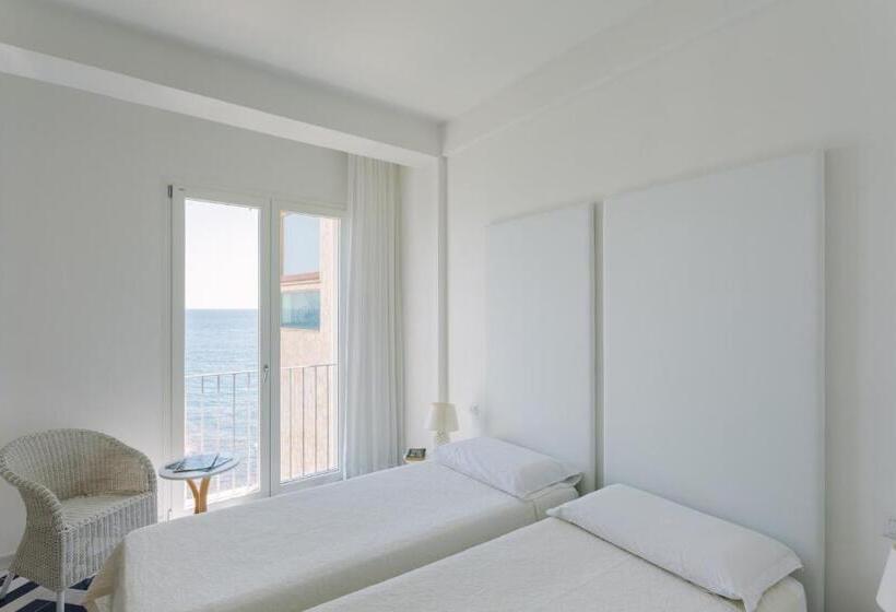 带2个卧室带海景的公寓, Giuggiulena