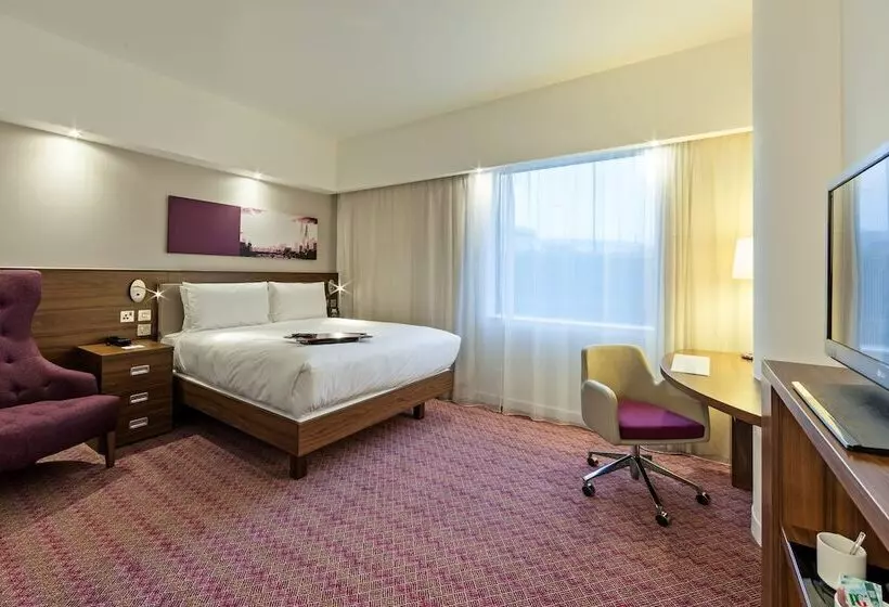 اتاق استاندارد با تخت دوبل, Hampton By Hilton London Gatwick Airport