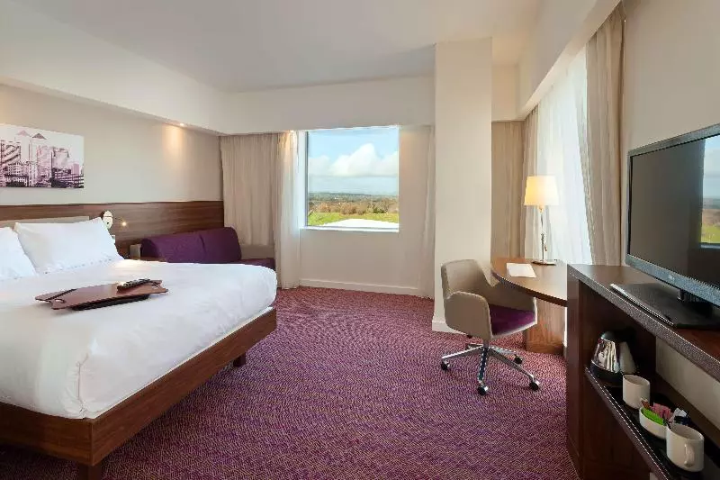 اتاق استاندارد, Hampton By Hilton London Gatwick Airport
