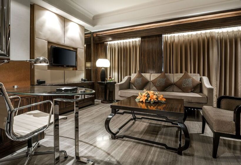 스위트, Hyatt Ahmedabad