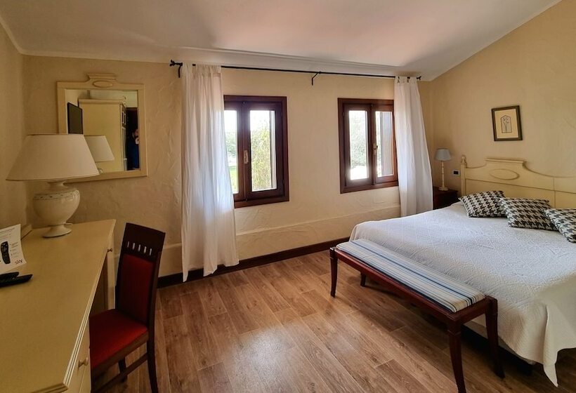 Классический Номер, Is Benas Country Lodge