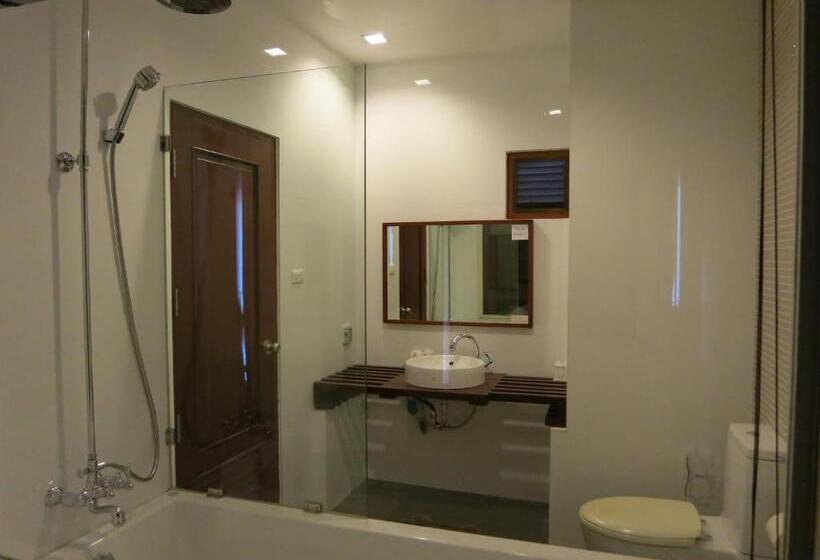 חדר דלוקס נוף לים, Islanda Resort