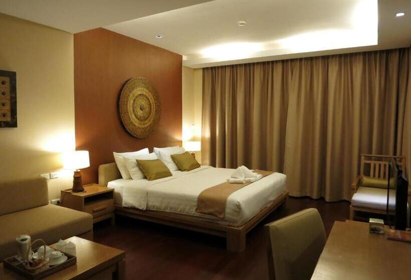 سوییت با چشم‌انداز دریا, Islanda Resort