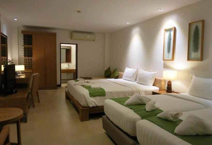 חדר משפחתי נוף לים, Islanda Resort