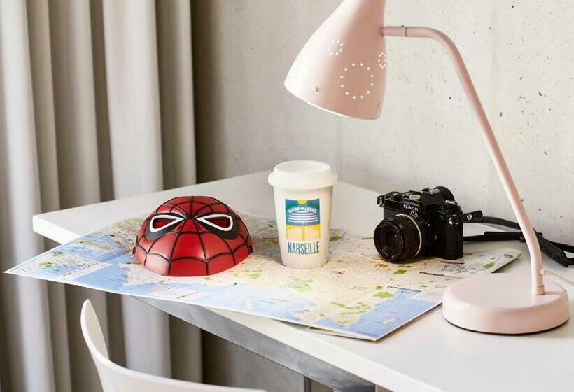 غرفة قياسية, Mama Shelter Marseille