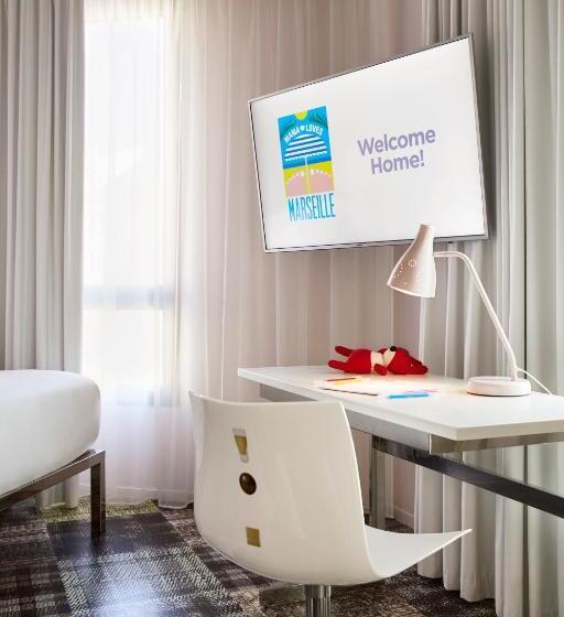 غرفة قياسية, Mama Shelter Marseille