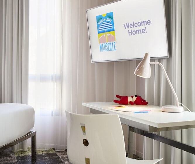 غرفة قياسية, Mama Shelter Marseille
