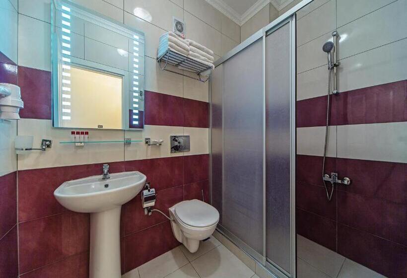 Pokój Rodzinny, Modern Sultan