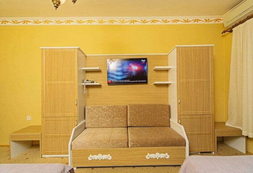 Pokój Rodzinny, Modern Sultan