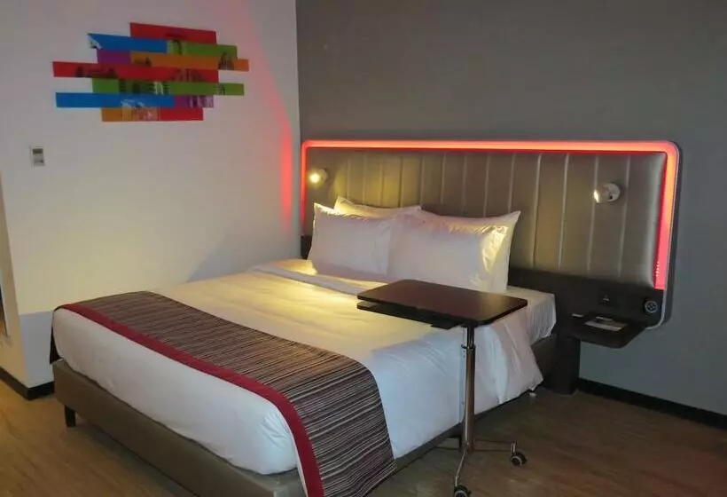 スーペリアールーム, Park Inn By Radisson Gurgaon Bilaspur