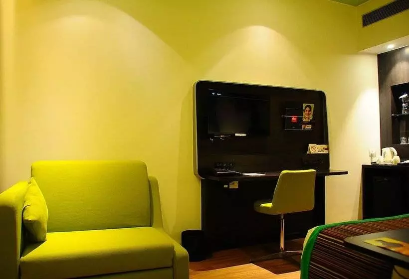 デラックスルーム, Park Inn By Radisson Gurgaon Bilaspur